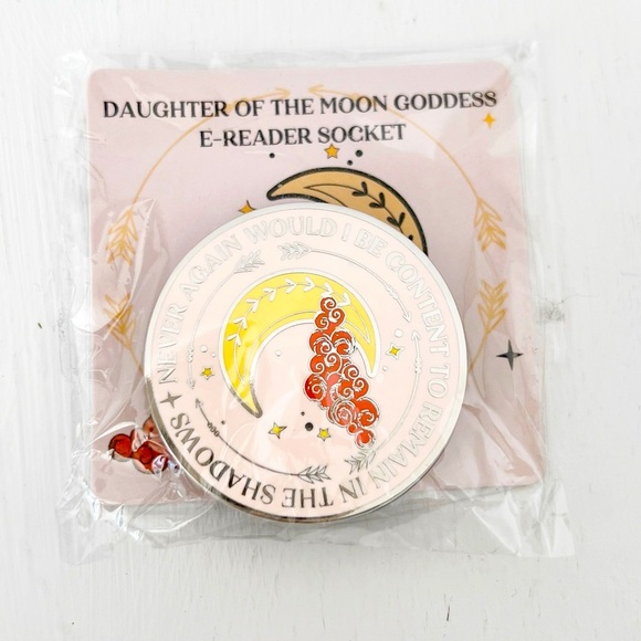 Daughter of the Moon Goddess Pop Socket Bookish Box - Picture 1 of 2